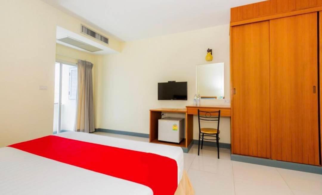 Baan Poemsuk Huahin Hotel Luaran gambar