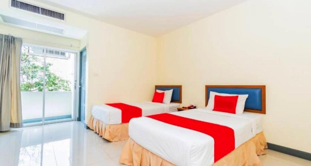 Baan Poemsuk Huahin Hotel Luaran gambar