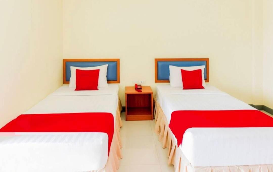 Baan Poemsuk Huahin Hotel Luaran gambar
