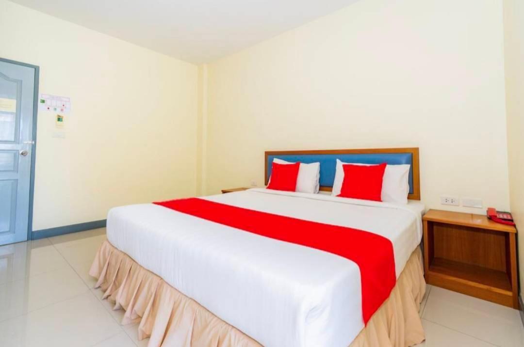 Baan Poemsuk Huahin Hotel Luaran gambar
